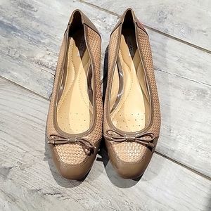 Geox respira tan flats has a marker stain don't know if it will come out  size 8
